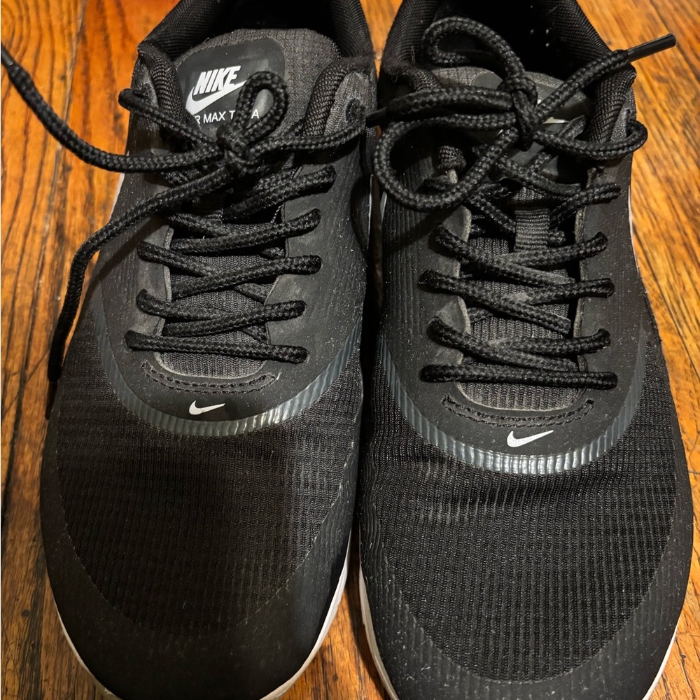Nike Air Max Black Sneakers. Nike AirMax Thea in black